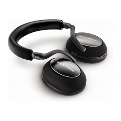 Bowers & Wilkins PX 7